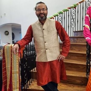 Meet your Posher, Keyur